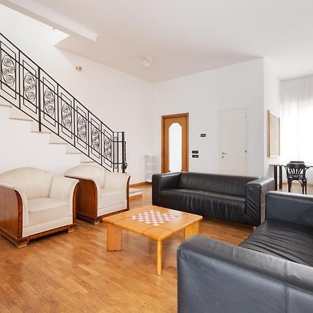 Ca' Stellini - Comoda Casa Indipendente Con Parcheggio Privato Milánó Kültér fotó